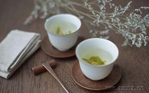 详细阅读:没什么好抱怨的,今天的选择都是明天的伏笔。 没什么好抱怨的,今天的选择都是明天的伏笔。